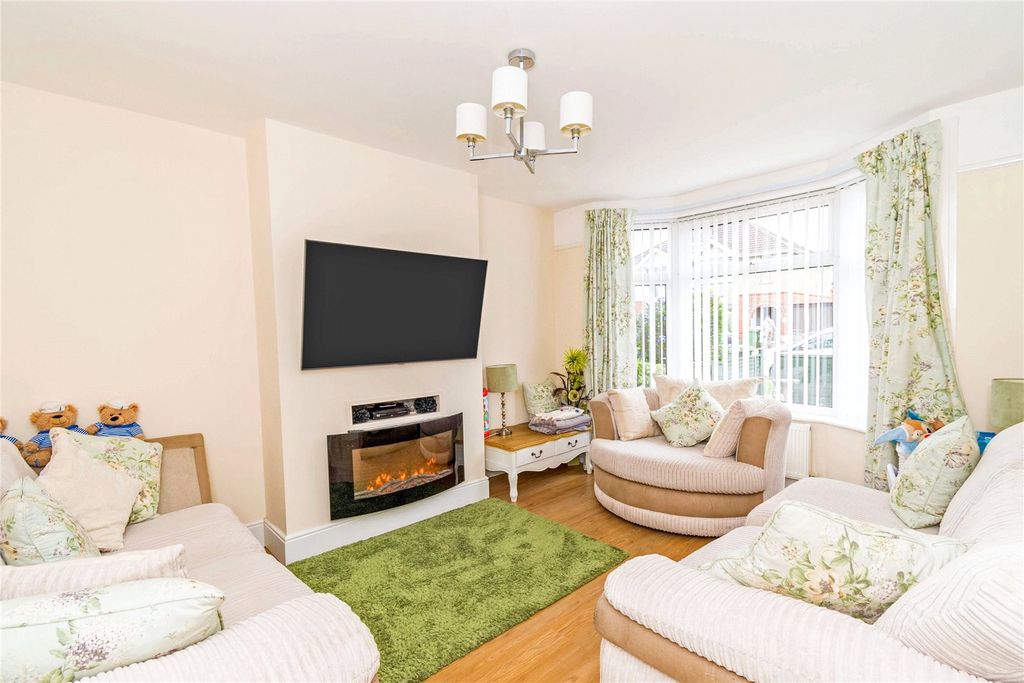 Property photo 2 of 14 Photography