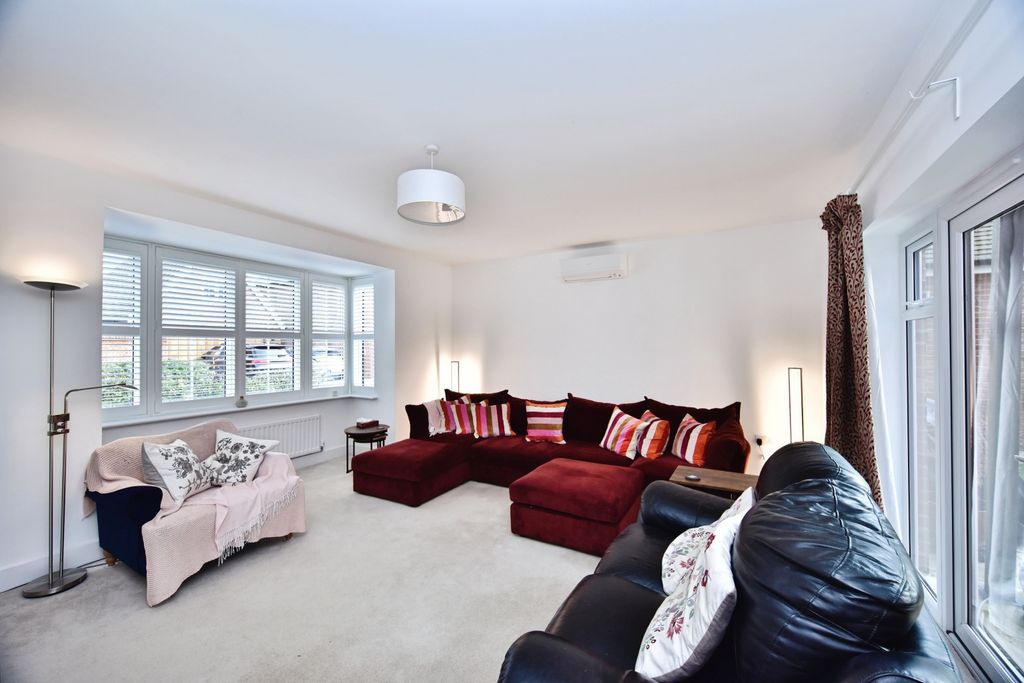 Property photo 3 of 22 Dsc_8587