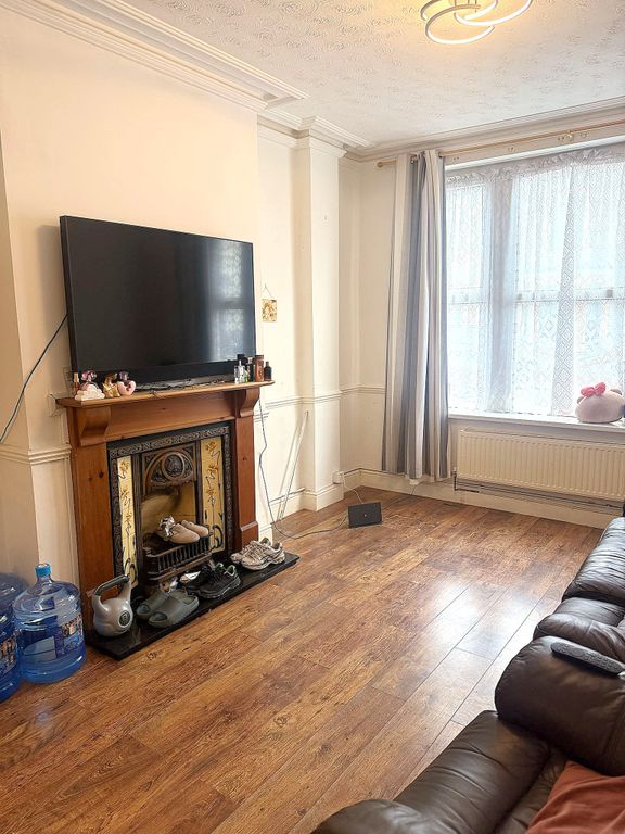 Property photo 3 of 16