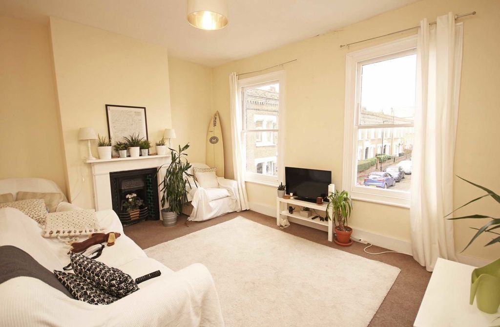 Property photo 2 of 4