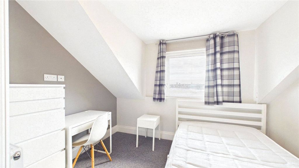 Property photo 1 of 12 Picture No. 05