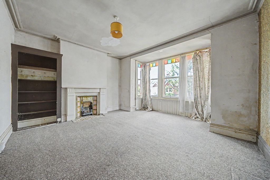 Property photo 2 of 14 Living Room