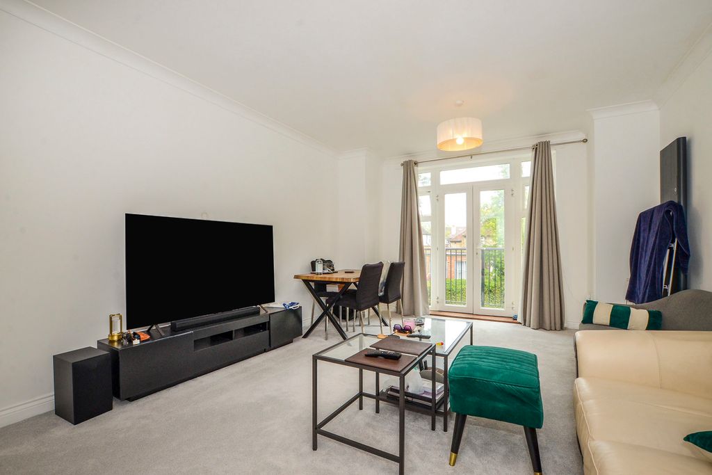 Property photo 2 of 23 Pbox-Img.Jpg