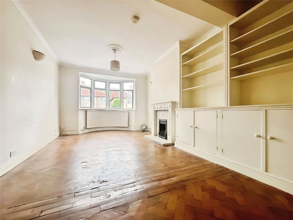 Property photo 2 of 8 Reception Room