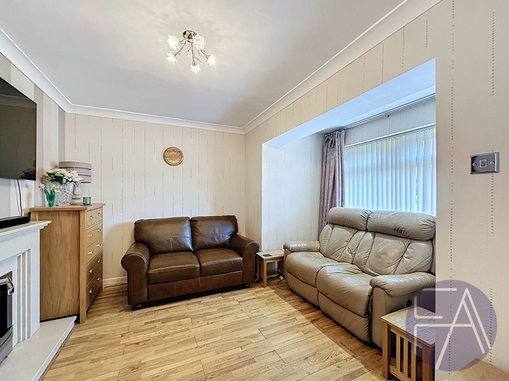 Property photo 3 of 25 4716214