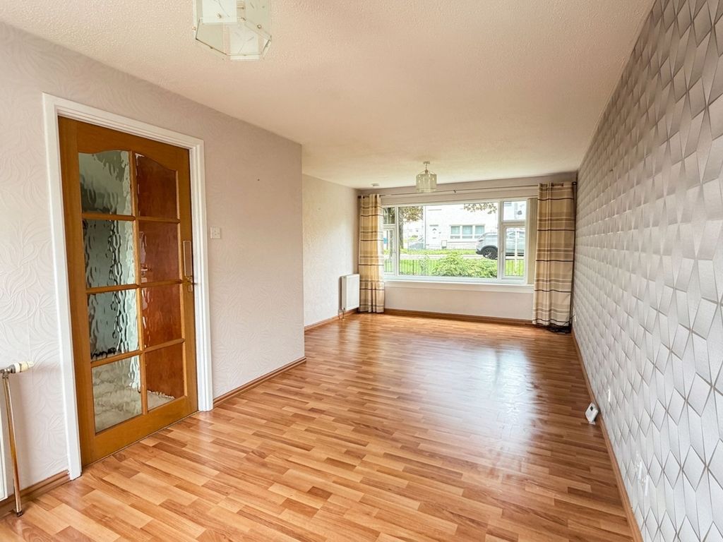 Property photo 3 of 23