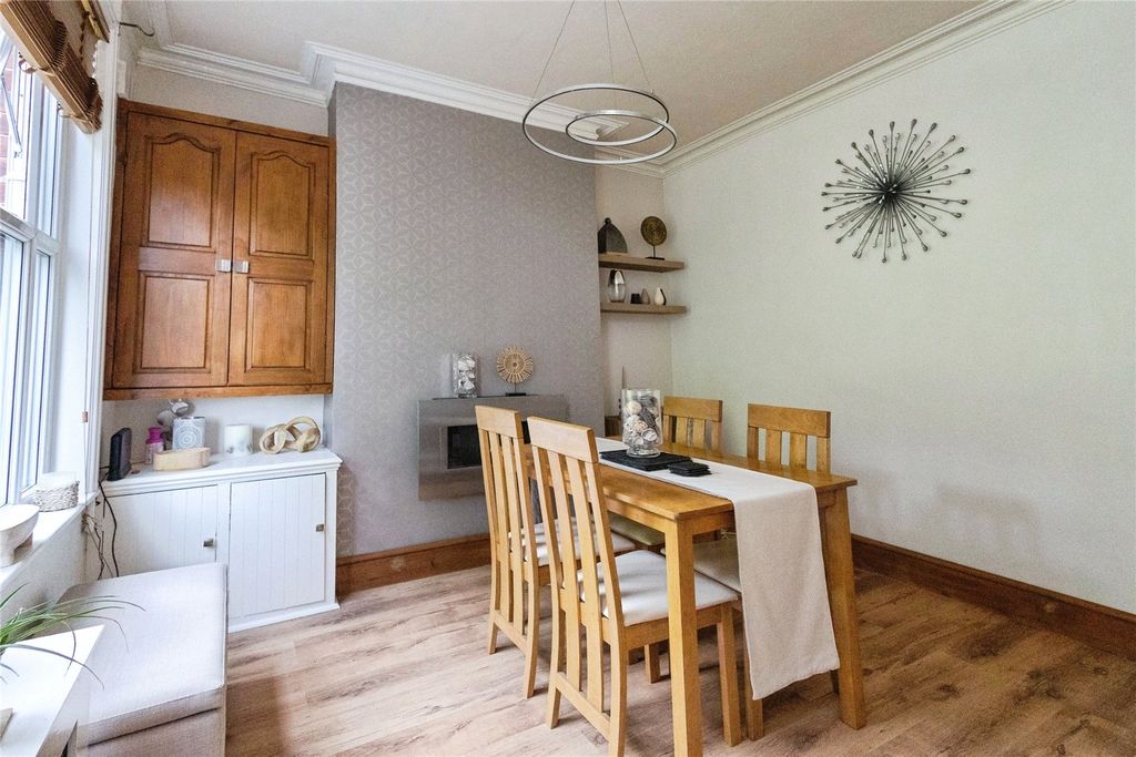 Property photo 3 of 16 Picture No. 07