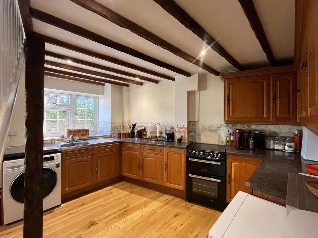 Property photo 2 of 21