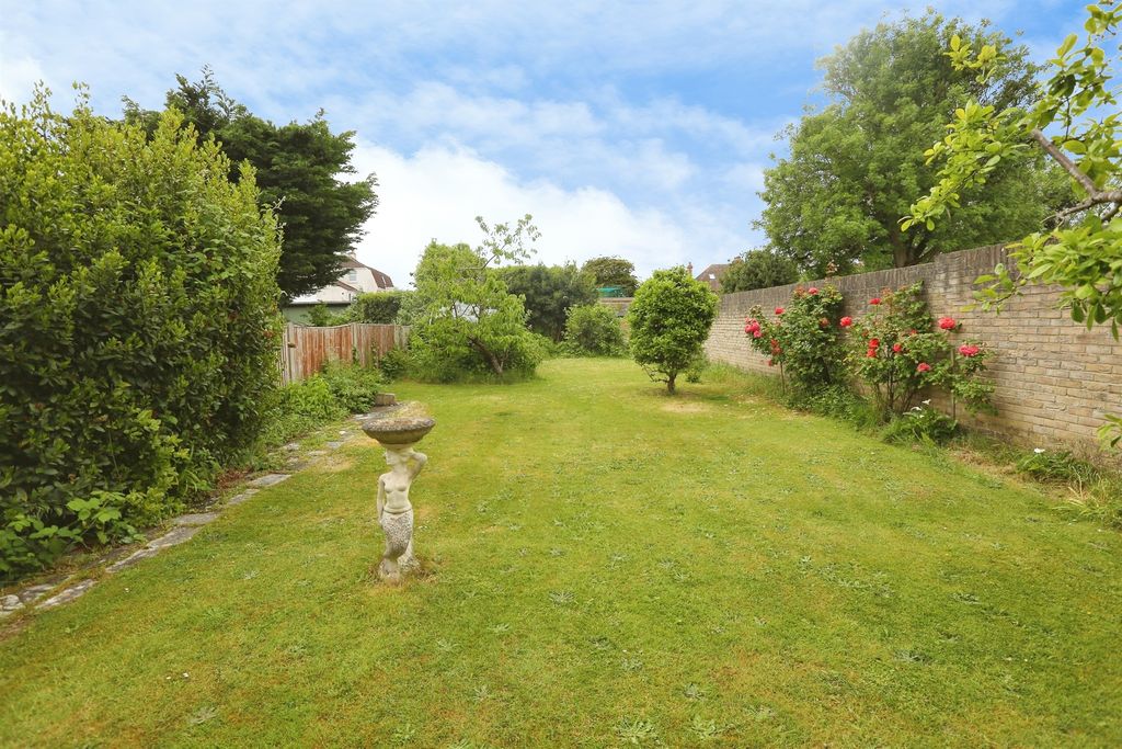 Property photo 2 of 15