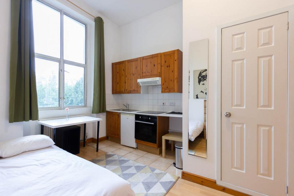 Property photo 3 of 5 Gallery