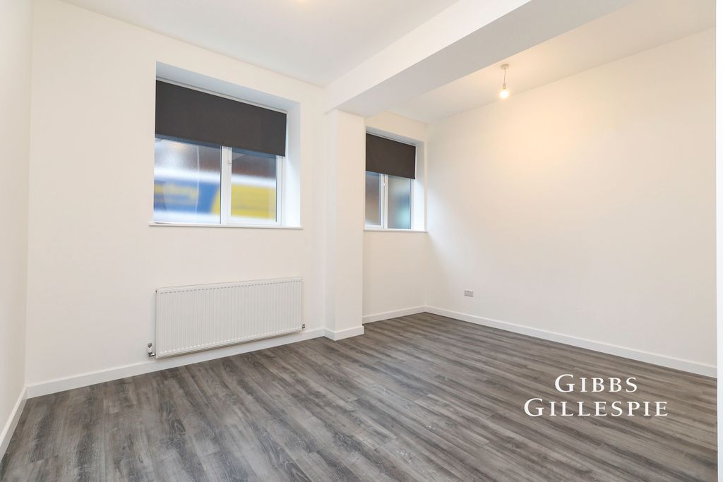 Property photo 1 of 10 Photo