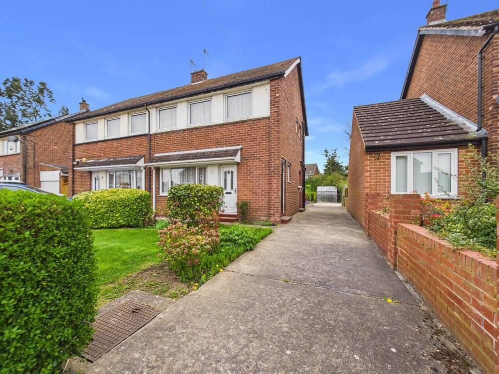 Property photo 1 of 10 Front (Exterior)