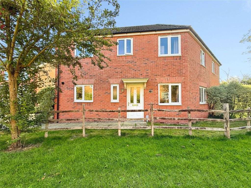 Property photo 1 of 14 Gardens
