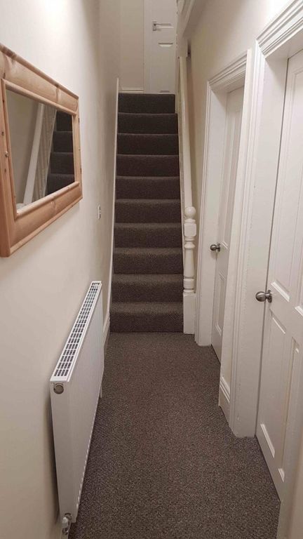 Property photo 2 of 9 Hall