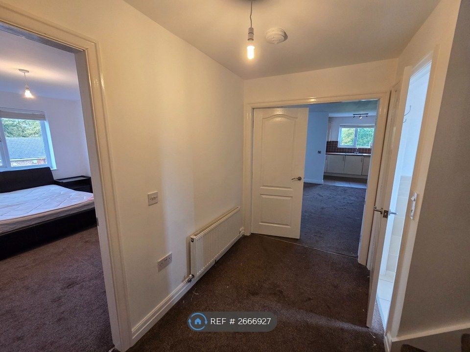 Property photo 2 of 29