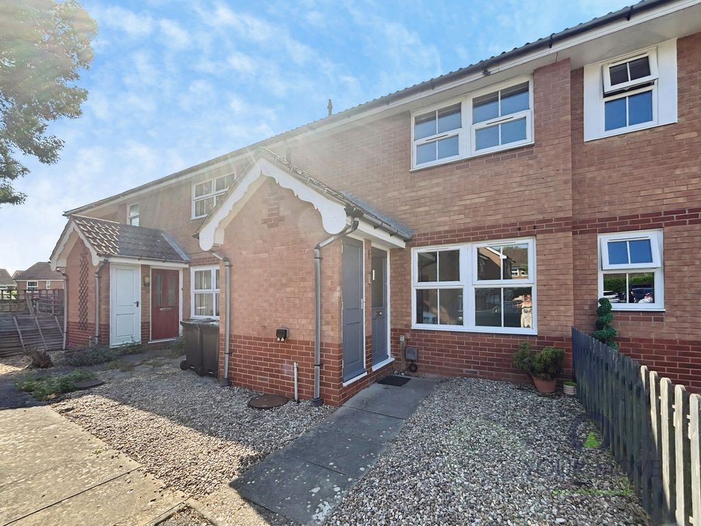 Property photo 1 of 7 Front