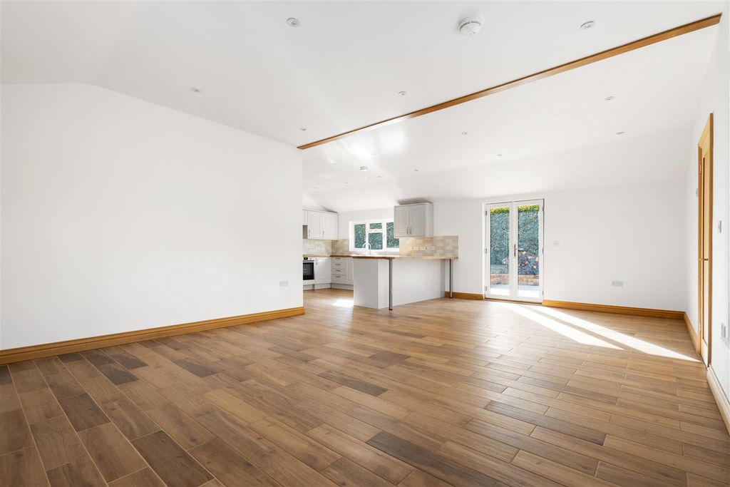 Property photo 2 of 21 825A8042.Jpg