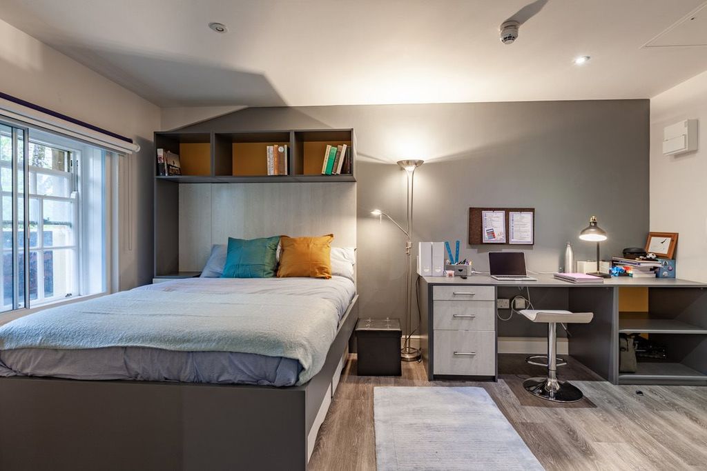 Property photo 1 of 13 3Fc9B508-E581-4124-9C45-2Bf9Aec8Ef40_1_105_c