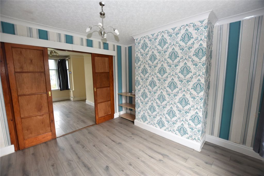 Property photo 3 of 12 Picture No. 38