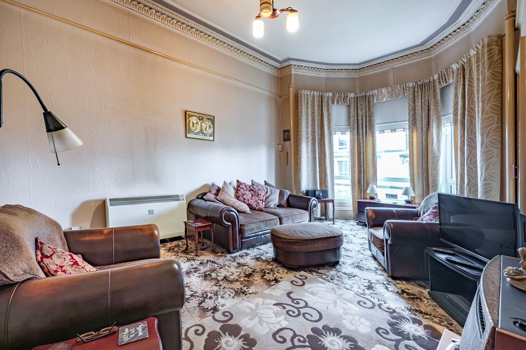 Property photo 3 of 24