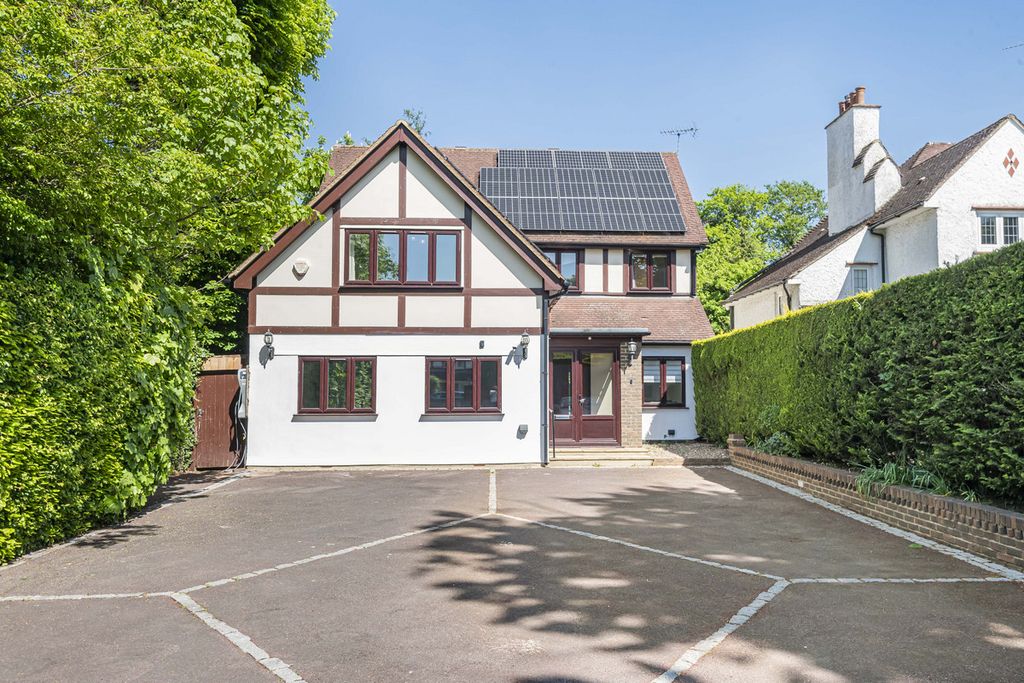 Property photo 1 of 26