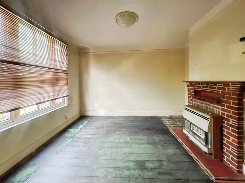 Property photo 3 of 15 Picture No. 20