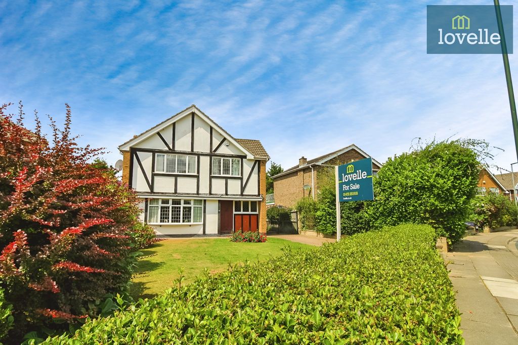 Property photo 1 of 18