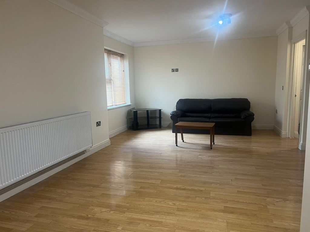 Property photo 2 of 6