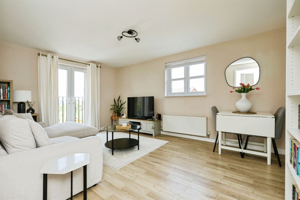 Property photo 2 of 12
