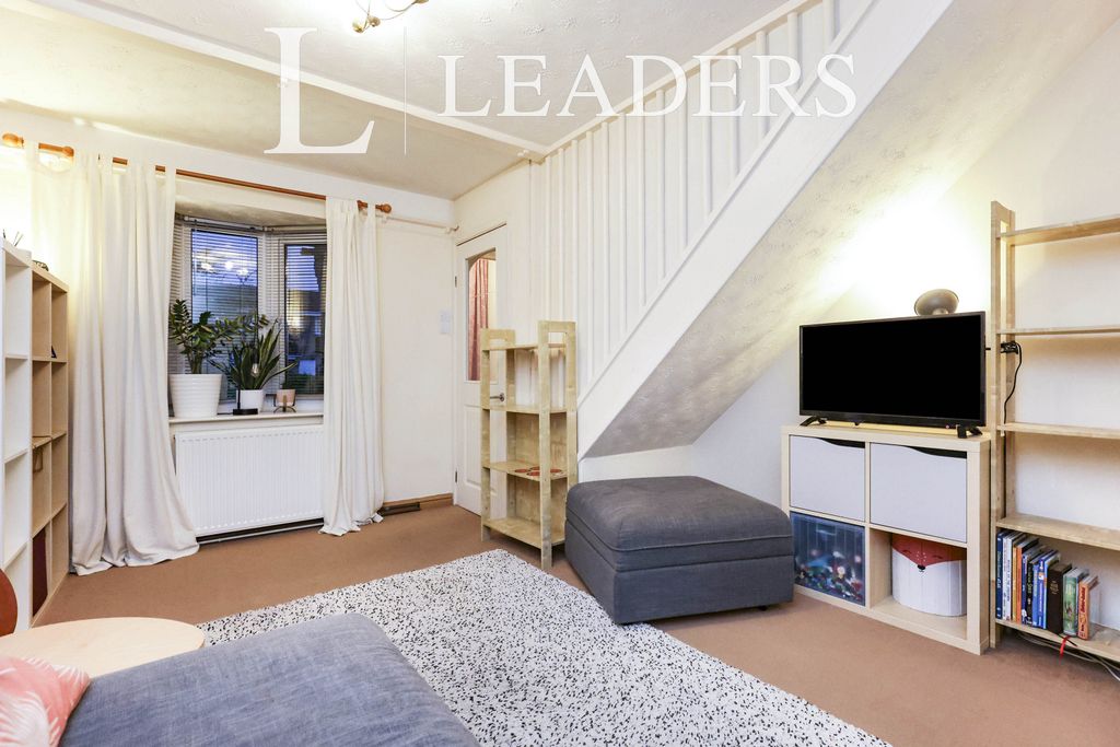 Property photo 2 of 10 5