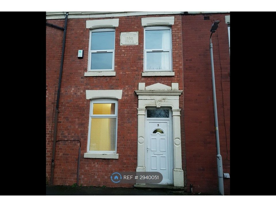 Property photo 2 of 15