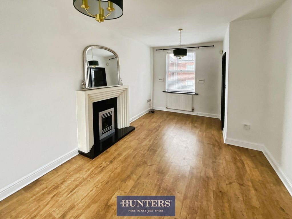 Property photo 3 of 15 Pbox-Img.Jpeg