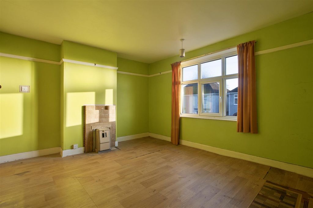 Property photo 3 of 10 Bedroom One