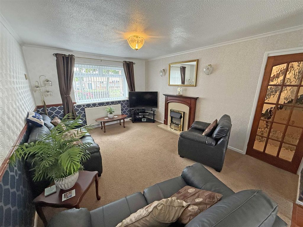 Property photo 2 of 12 Living Room.Jpg