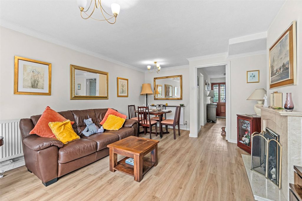 Property photo 3 of 8 Picture No. 10