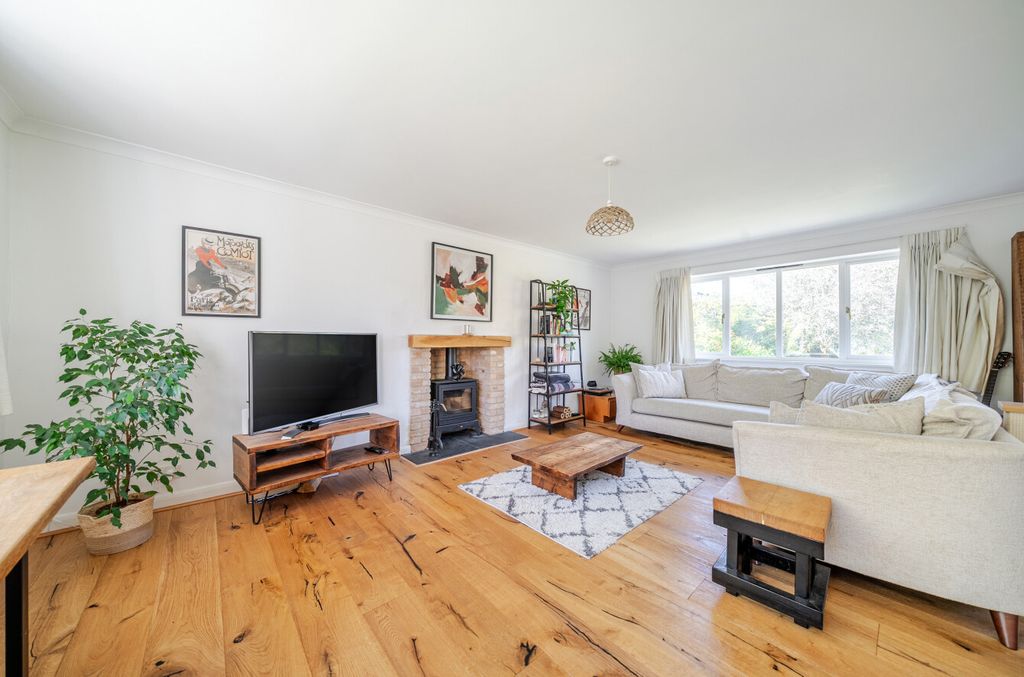 Property photo 3 of 24 1451545-8-69Eb884...