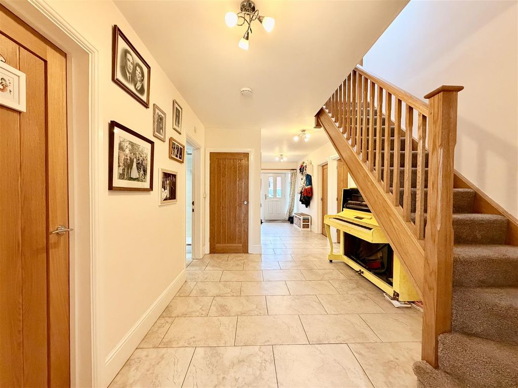 Property photo 3 of 26 3