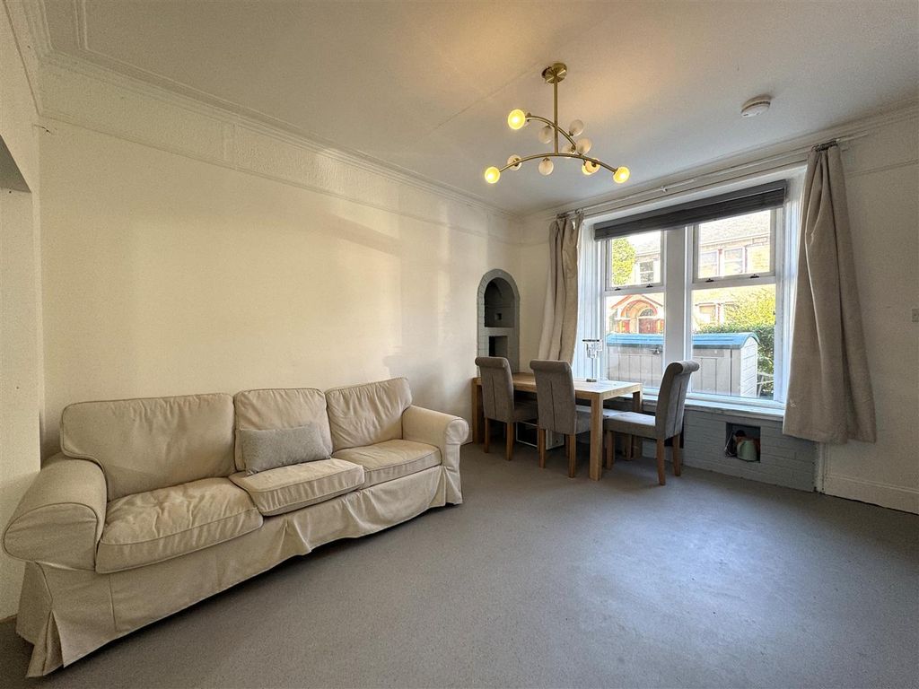 Property photo 3 of 14 Lounge 2.Jpg