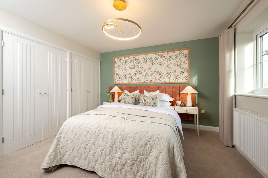 Property photo 1 of 18 Picture No. 11