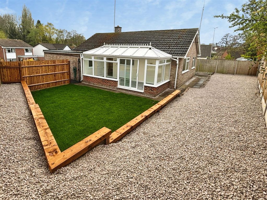 Property photo 2 of 21 Outside