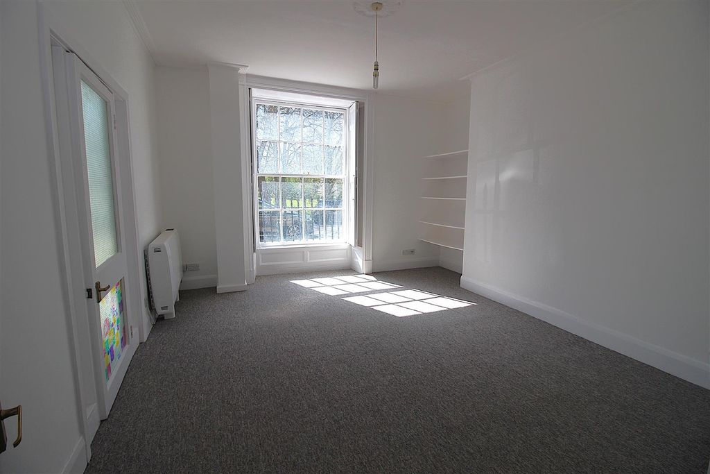 Property photo 2 of 12 Img_2756.Jpg