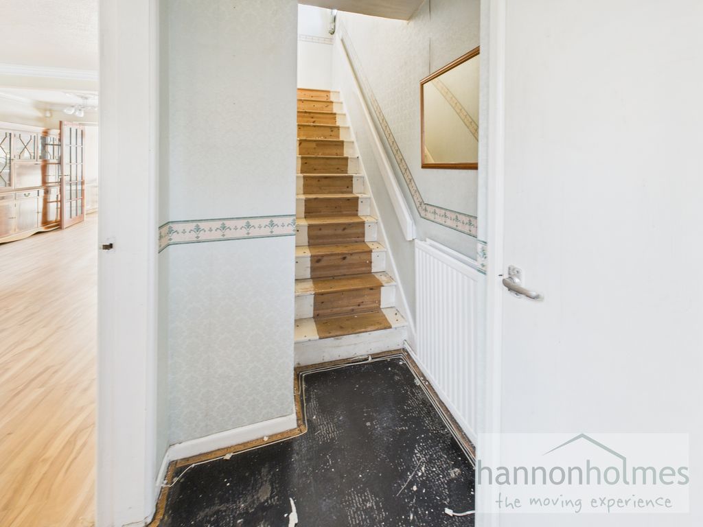 Property photo 2 of 29 Cam05283G0-Pr0132-Still023