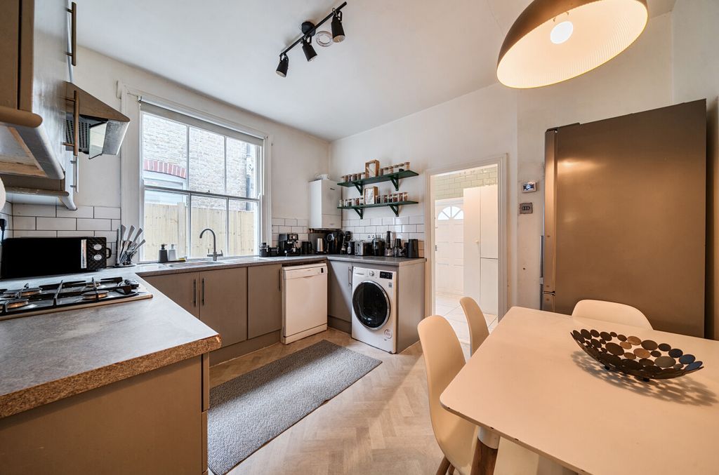 Property photo 3 of 12 1419451-7-699F2E7...