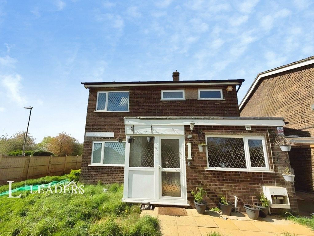 Property photo 1 of 8 External