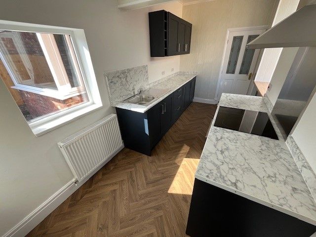 Property photo 2 of 15 14