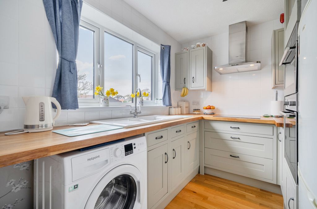 Property photo 1 of 19 1410028-10-6989F1...