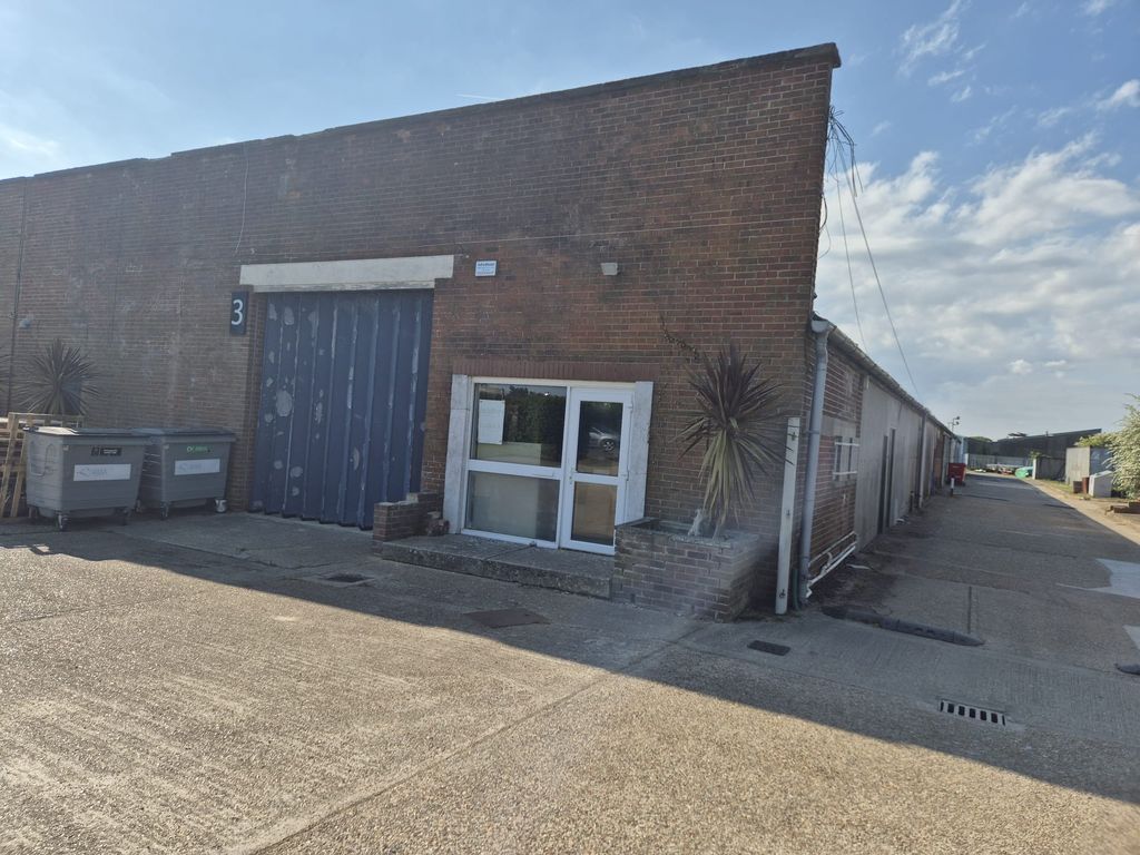 Property photo 1 of 1
