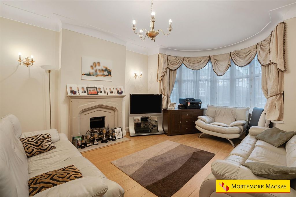 Property photo 3 of 48 47_71131_Watermarked.Jpg