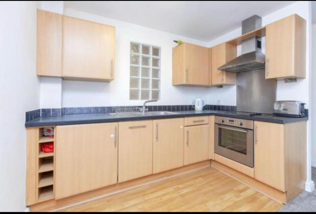Property photo 2 of 12