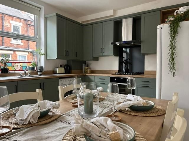 Property photo 2 of 21 Kitchen/Diner